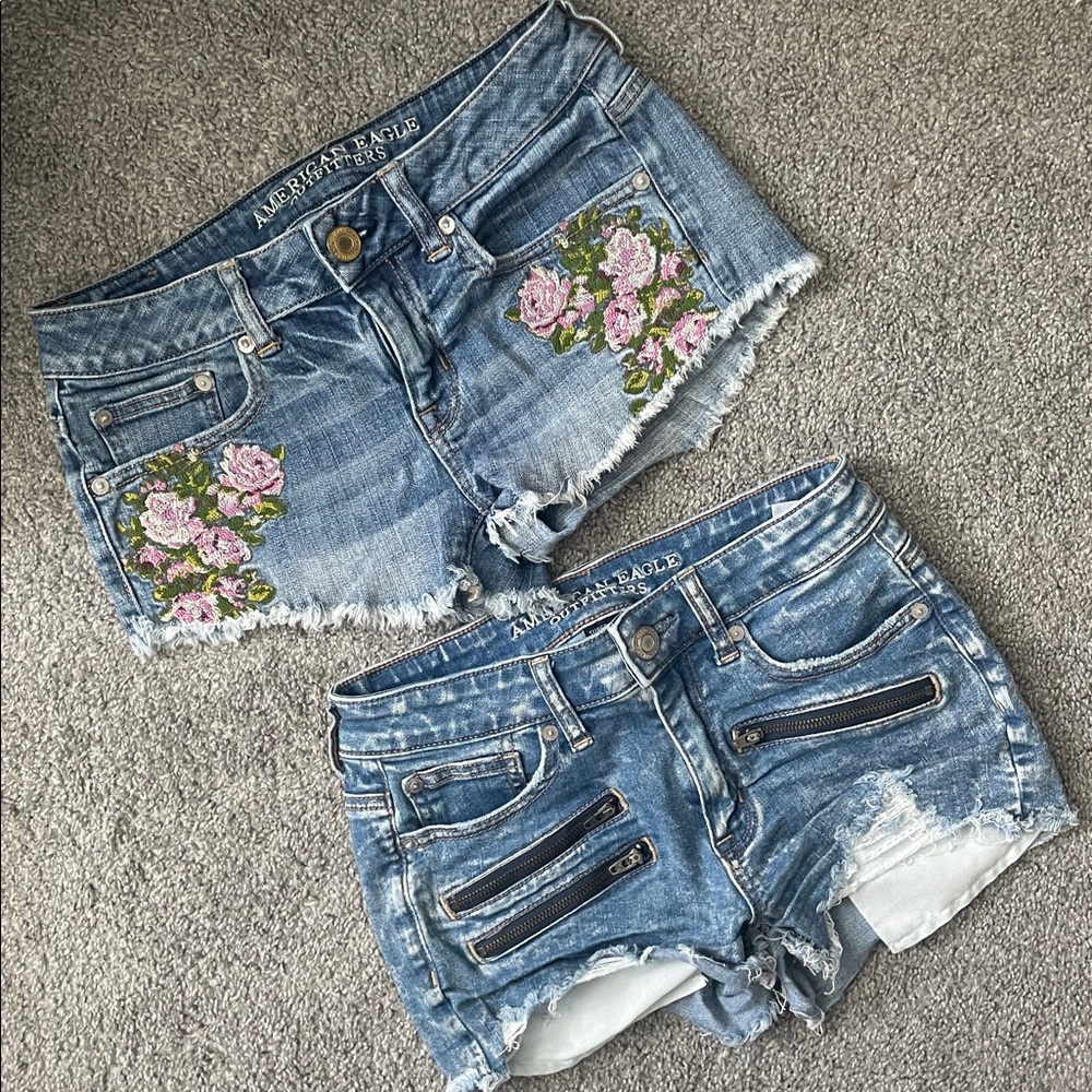 American Eagle Hi-Rise Shortie distressed Jean Shorts size 0-2